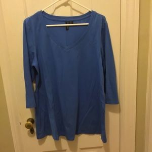 Cynthia Rowley 1x v neck tee royal blue